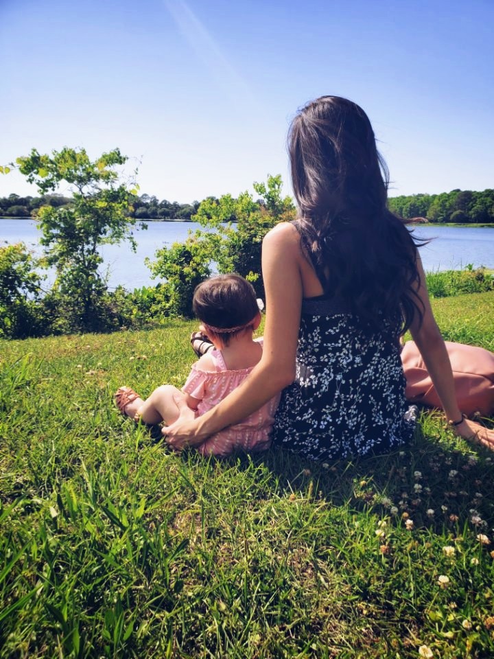 Kiabeth with her daughter, Luna.